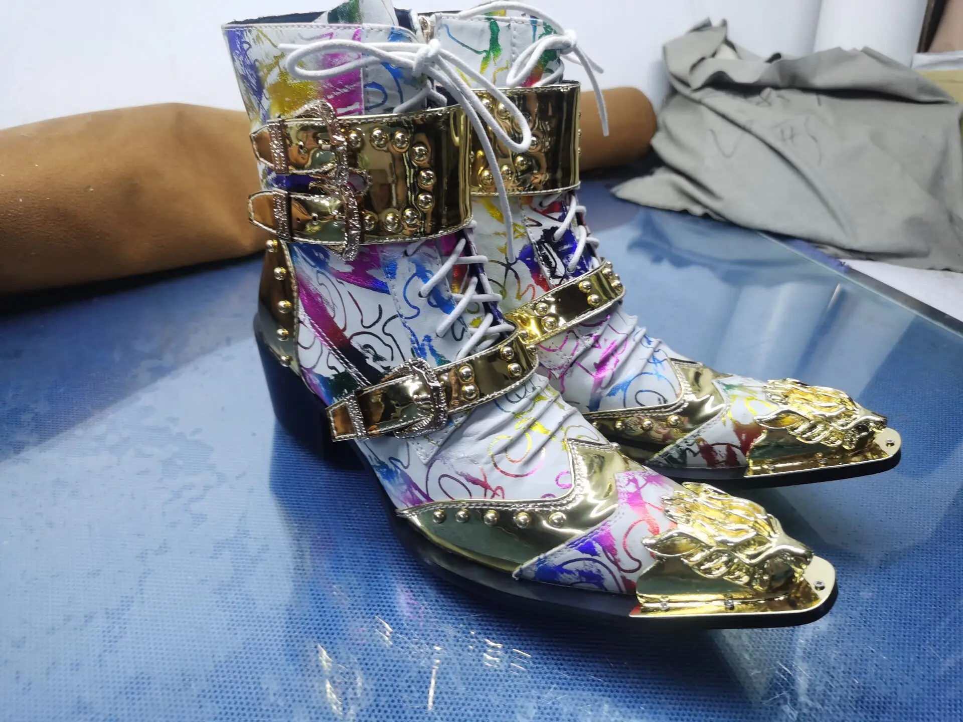 Color Leather Ankle Men's Boots Western Cowboy Boots Men Pointed Metal Toe Lace-up 6.5cm Heels Motorcycle/Biking Boots