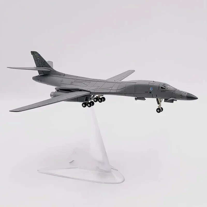 1/72 mpc b-1bランサー完成品 アメリカ空軍 B-1B ランサー (プラモデル) - ホビーサーチ