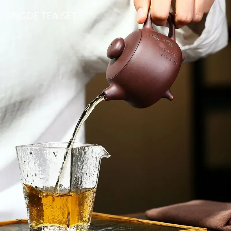 Authentic Handmade Yixing Tea Pot Three-legged Purple Clay Teapot Beauty Kettle Boutique Teaware Chinese Tea Ceremony Gift 190ml