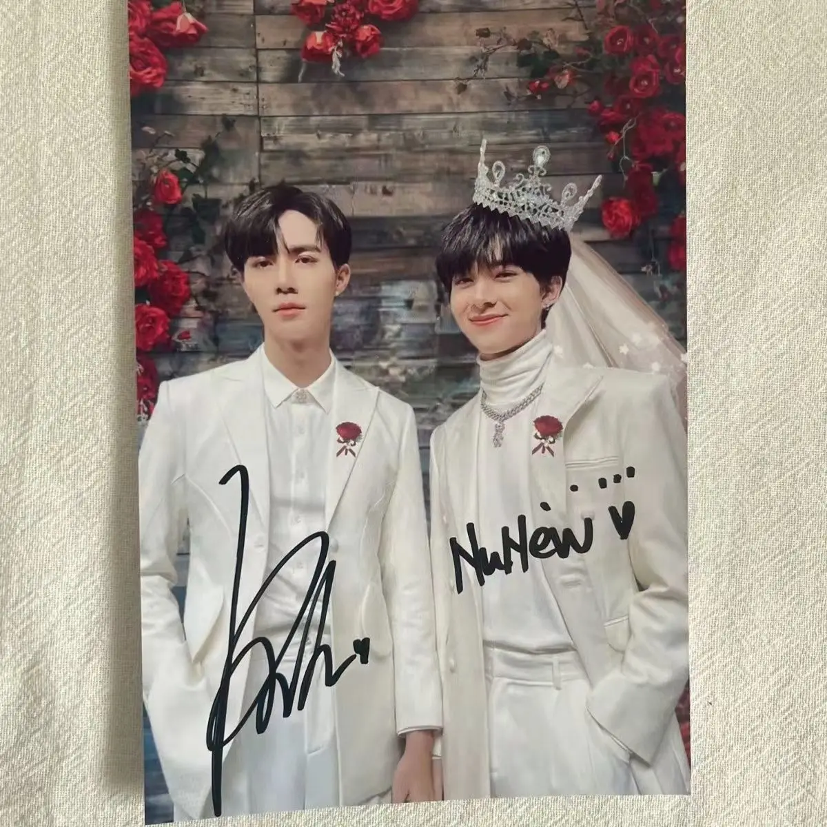 Nunew anything 直筆サインあり 中国版 zeenunew Thai drama Sweetheart Zee NuNew personally signed