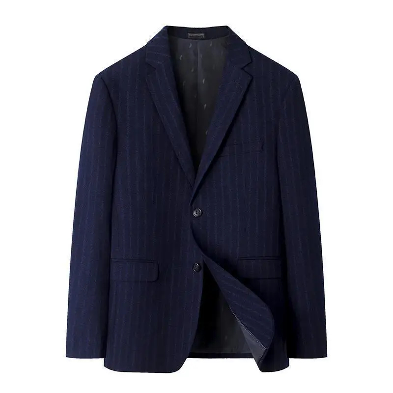 

lis2538 Nice casual suit
