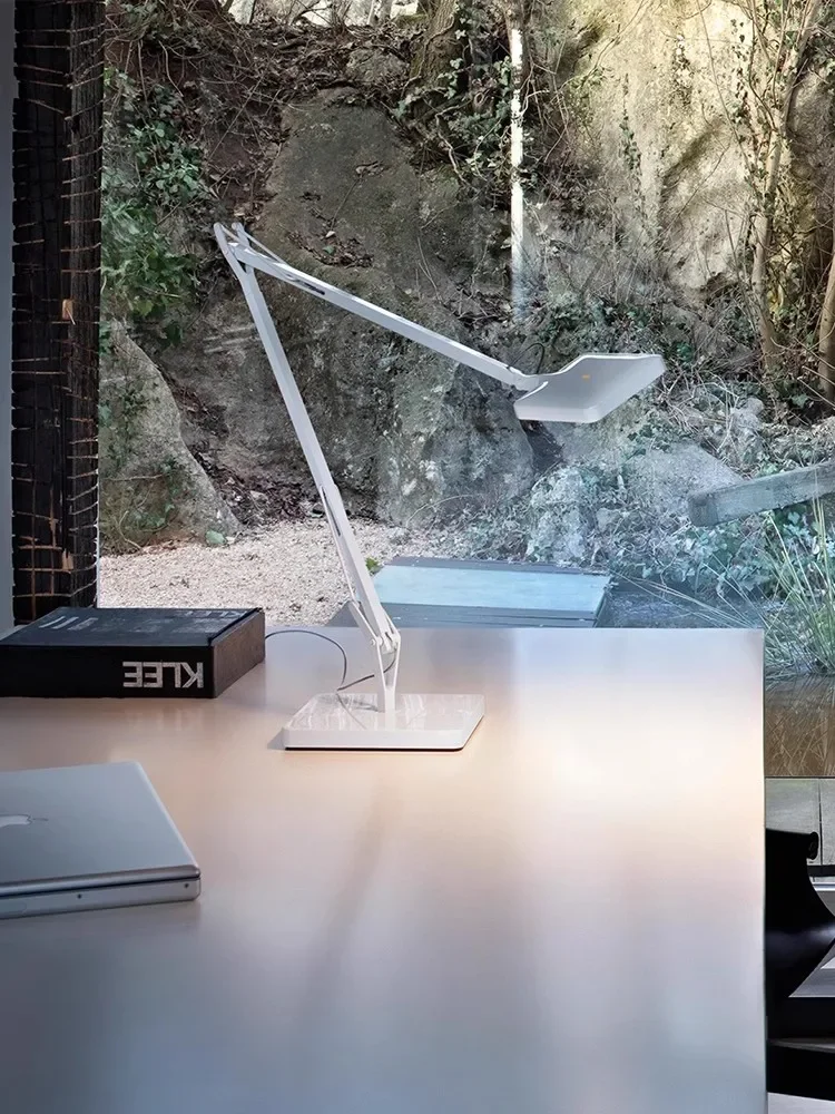 Desk lamp simple office desk bedside touch dimming eye protection reading lampнапольная лампа플로어 램프торшер напольный