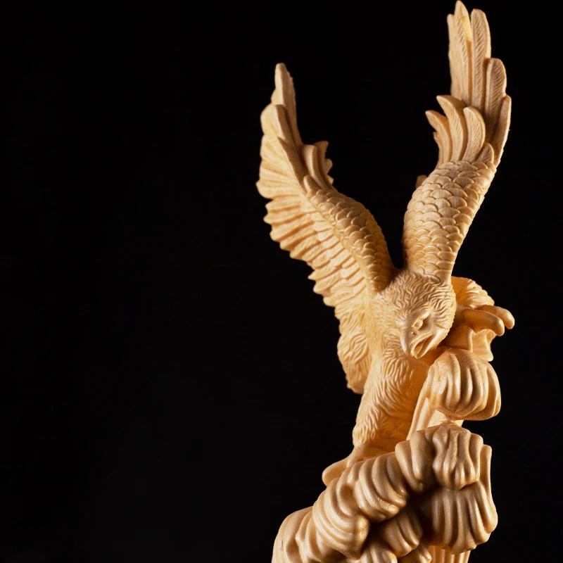 

29CM Eagle Sculpture Cypress Wood Statue Ornaments Crafts Office Decoration Home Accessories Animal Home Decor