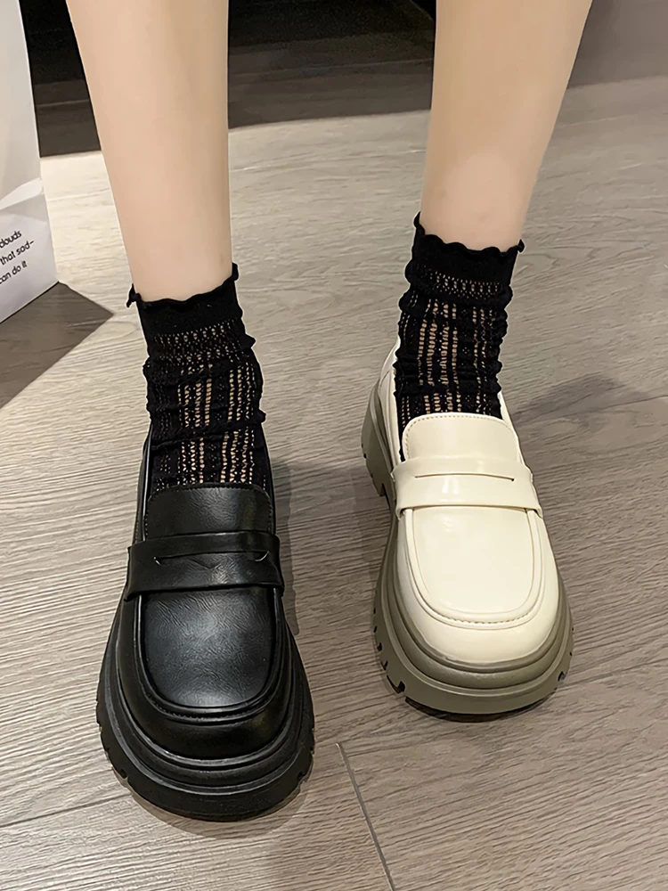 

Женские туфли дерби в британском стиле, лоферы с мехом, повседневные осенние черные кроссовки на плоской подошве, без застежки, с круглым носком, Mo