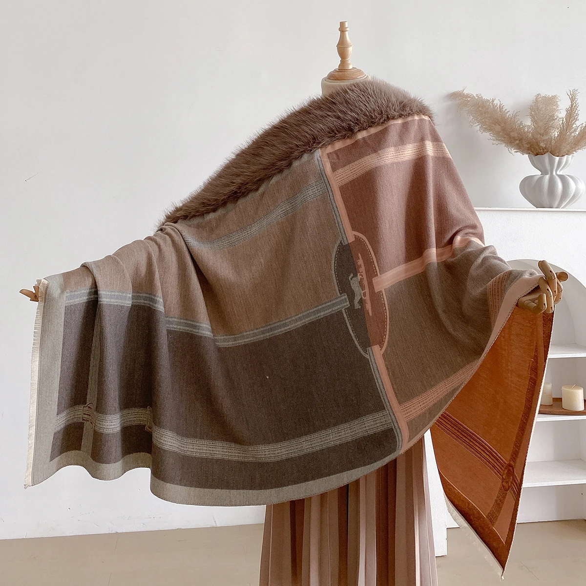 Women Winter Thicken Warm Long Poncho Loose Scraves Sleeves Leopard Capes Black Striped Faux Fur Collar Cloak Scraf