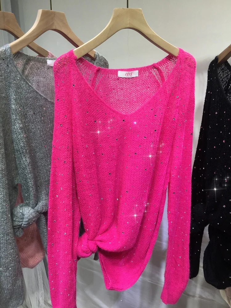 

European goods heavy iron drill sweater female lightweight V-neck blouse long sleeve lazy wind candy sweet knit blouse autumn