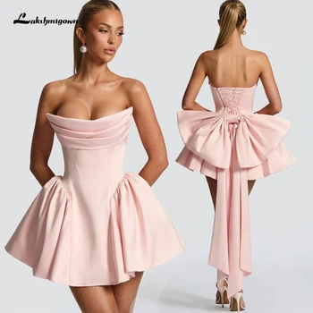 Abito da Sposa Mini Rosa Senza Spalline con Fiocco, Abito da Cerimonia Civile in Raso Drappeggiato, Abito per Ricevimento Personalizzato