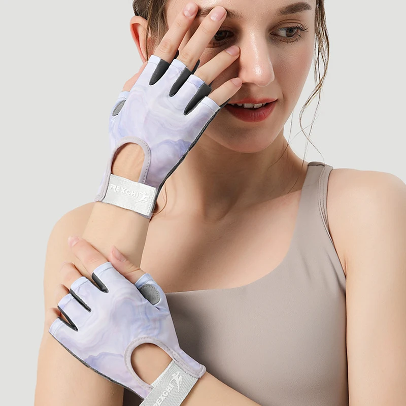 Sports Gloves Yoga Fitness Exercise Anti-slip Shock Absorption Half Finger Gloves Wear Breathable Anti-cocoon Cycling Gloves 2