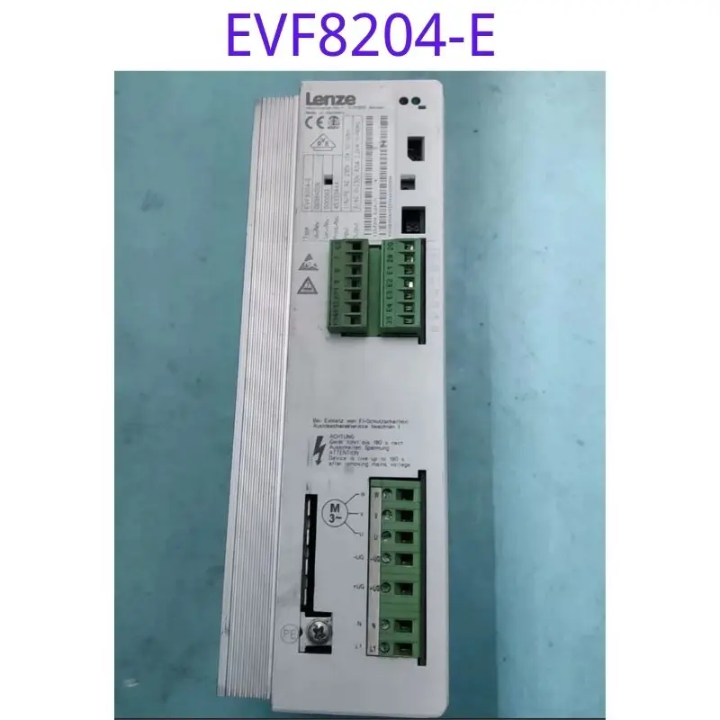 

The second-hand frequency converter EVF8204-E 2.2KW 220V function has been tested and is intact