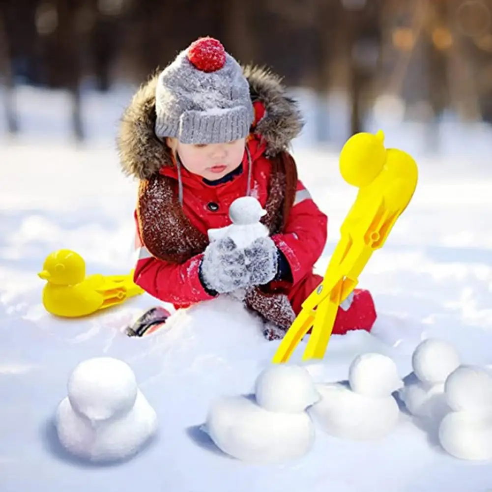 Winter Snowball Fight Toy 2Pcs Winter Snowball Clips Heart Shape