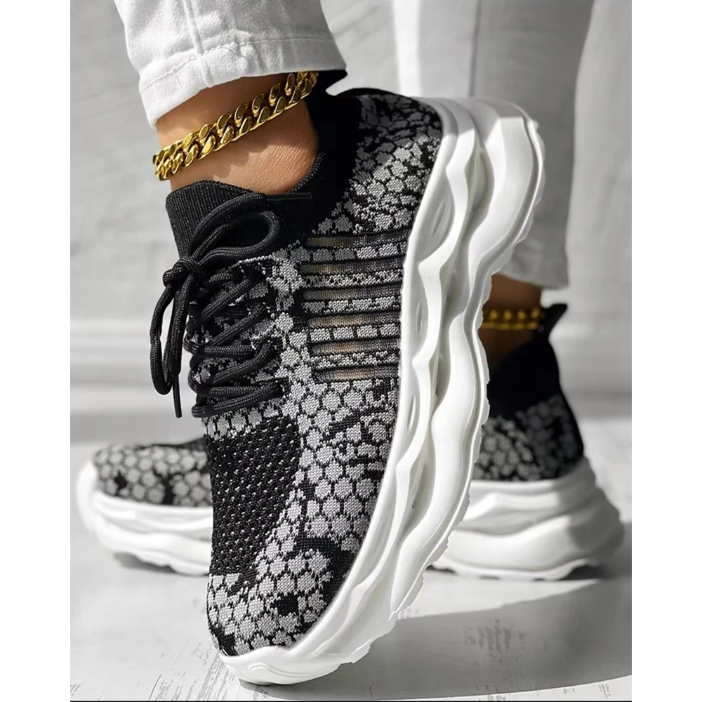 Chaussures Femme Colorblock Laced Knitted Summer Sneakers Woman Breathable Casual Shoes Round Toe Lady Running Shoes Sporty Shoe