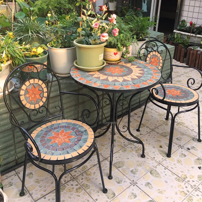 European Iron Outdoor Table and Chairs Nordic Living Room Coffee Table Garden Leisure Table Creative Design Courtyard Chairs U
