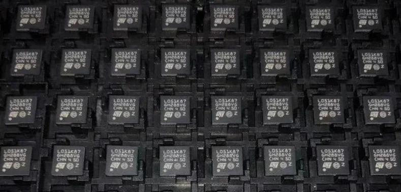 

3 шт. STM32L051K8U7 L051K87 UFQFN32