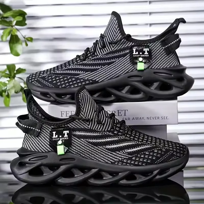 Men's Running Shoes Fashionable Avant-garde Mesh Anti Slip Casual Sneakers New Ultra Light Fast Drying Basketball Training Shoes
