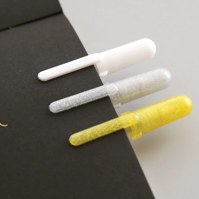 일본 사쿠라 하이 라이트 마르크 펜, 검은색 골판지 금속 펜, 형광펜, 흰색 선펜, 편지지, 1 개