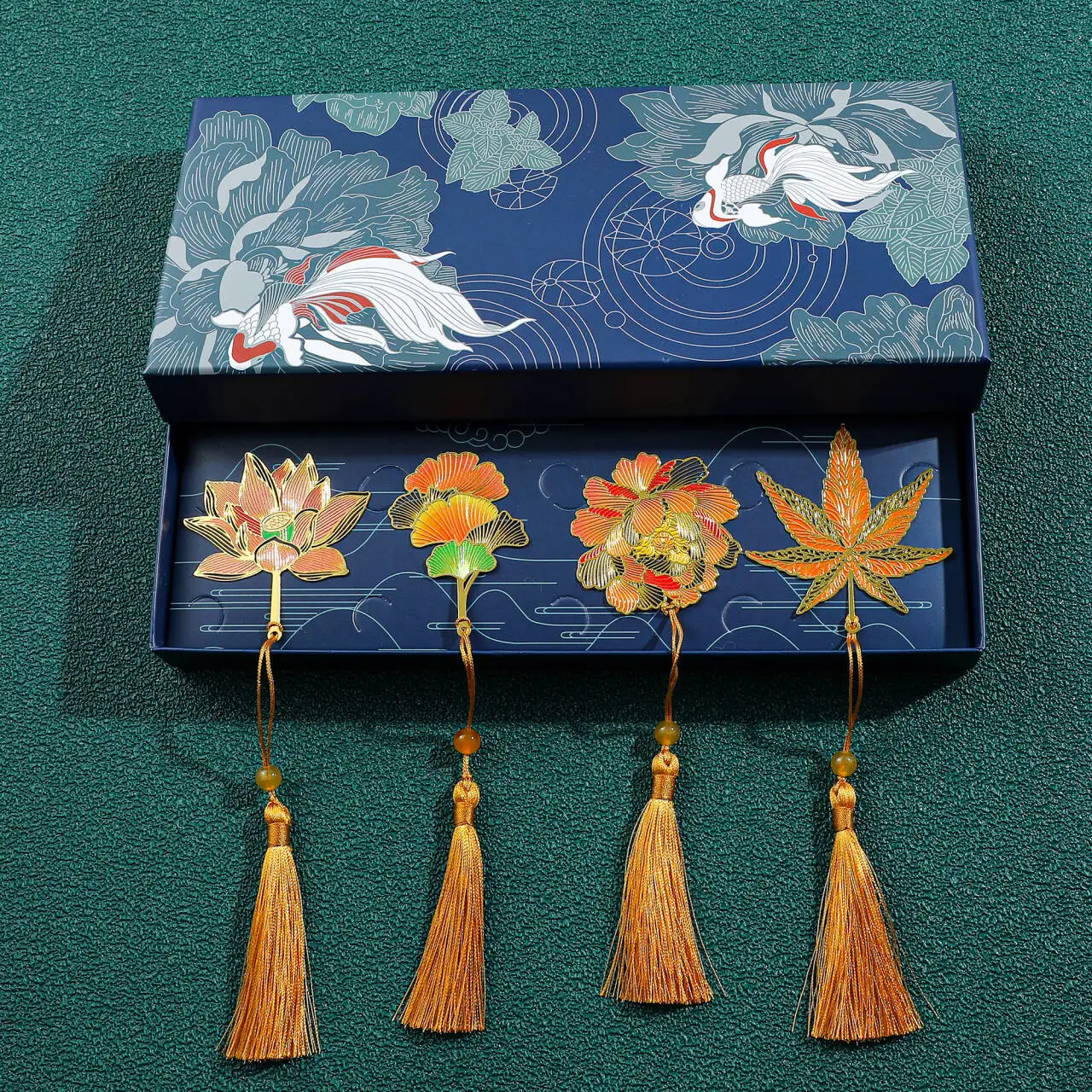 Chinese style leaf vein metal bookmark-a bookmark with tassels, suitable as a reading mark gift for book lovers, collectibles metal bookmark,bookmarks stationery supplies,bookmark holder