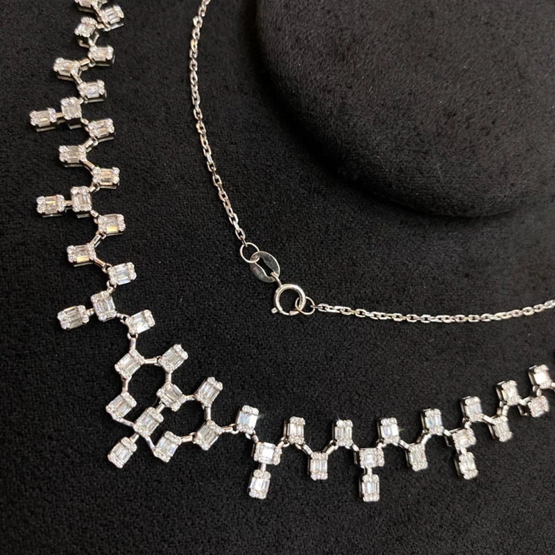 Рисунок 3 - Ожерелье KUGG из белого золота