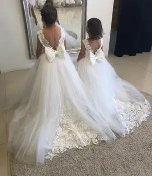 فستان بناتي أبيض طويل بفيونكة وتطريز أنيق — صورة 5
