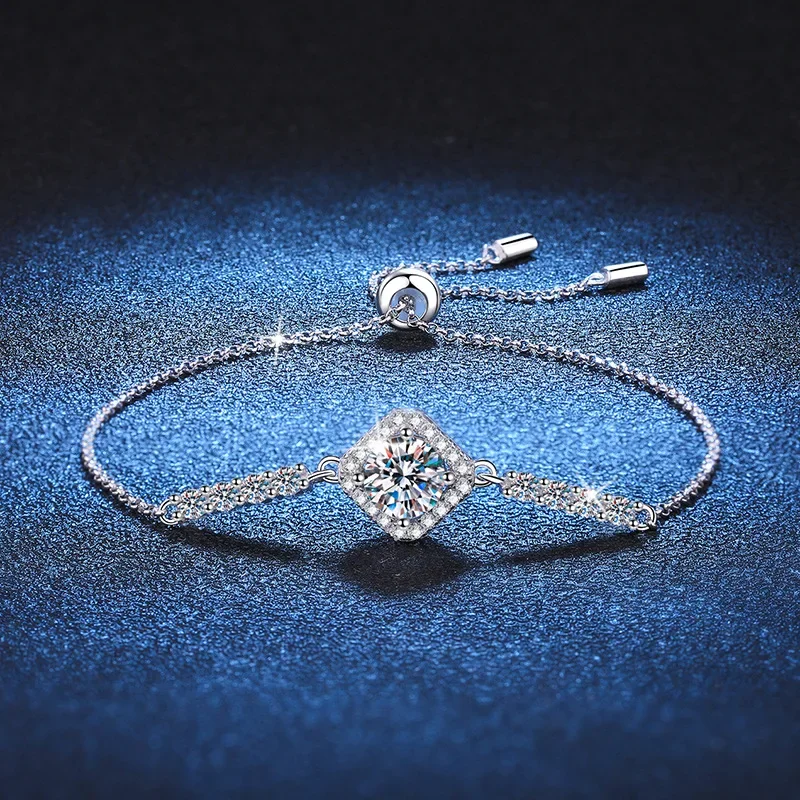 S925 Sterling Silver Classic Fashionable and Eye-catching Square Bag Bracelet Mosonite D Color 1 Carat Wedding Jewelry Wholesale