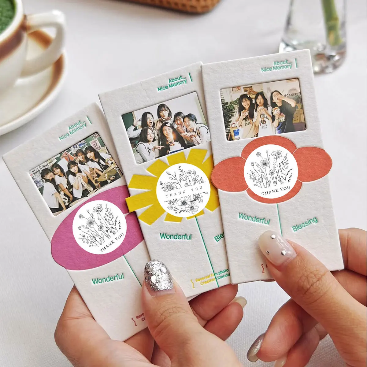 thumbnail image 2 of MANNYA 500pcs Thank You Stickers Round Seal Labels Handmade Gift Packaging Flower Bouquets Decor For Business Boutiques 2 of 9