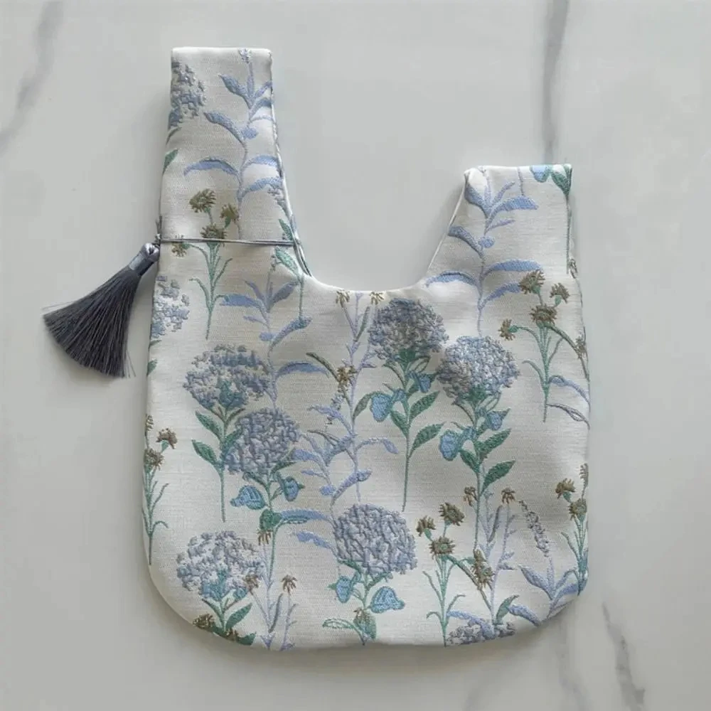 Chinese Style Wrist Bag Tassel Pendant Cheongsam Accessories Embroidery Hanfu Handbag Simple Purse Handbags Small Gift Pouch