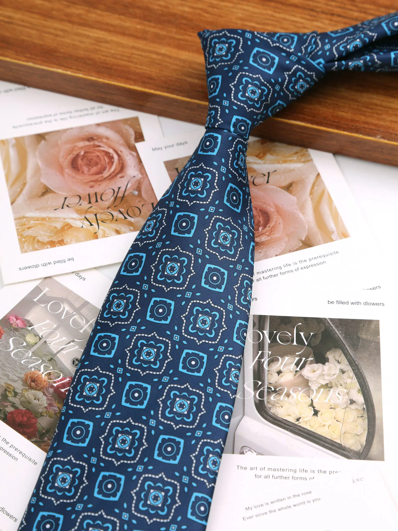 8 cm Wide Print Ties For Men Women Plaids Printing Neck Tie For Wedding Business Groom Neckties Fashion Men's Flower Neck Tie