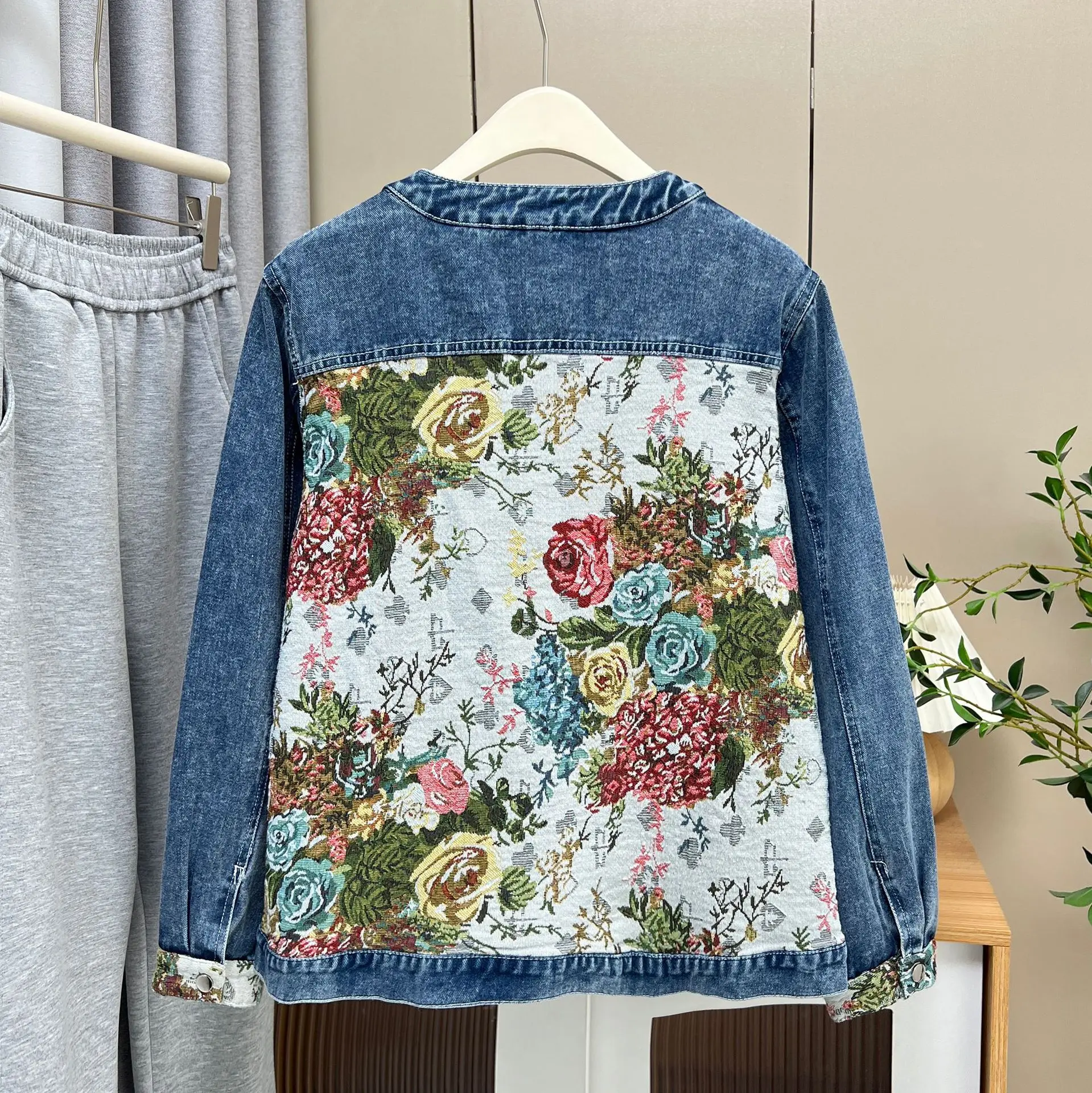 2025 Spring Chinese Style Embroidered Denim Jacket For Women, Plus Size Long Sleeve Coat With Patchwork Design, Casual 8286
