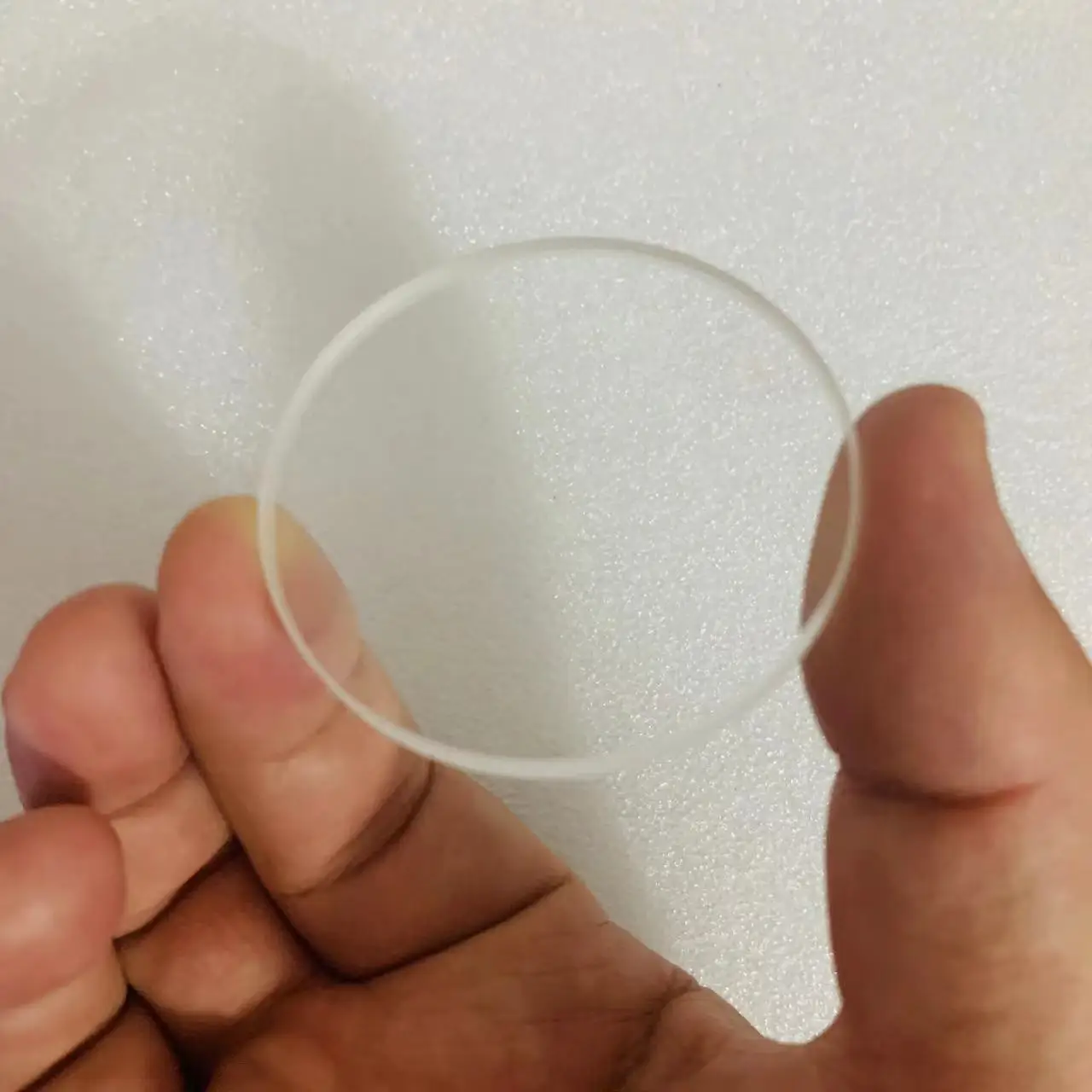 a espessura de 4mm cancelam o vidro 02