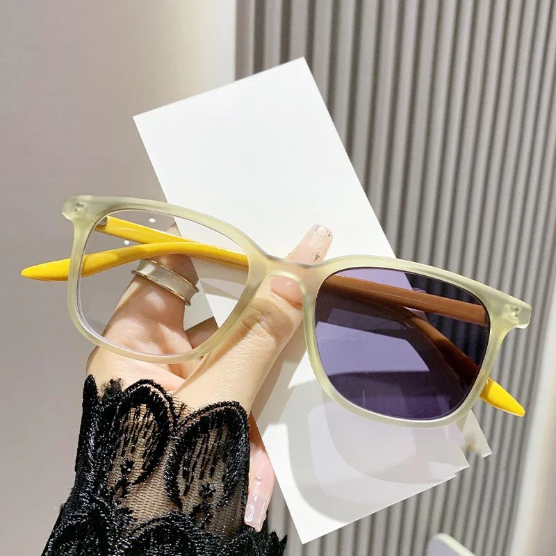 Fashion Outdoor Sunglasses with Minus Diopter for Women Unisex Retro Changing Color Photochromic Myopia Glasses -1.0 -1.5 -2.0 5