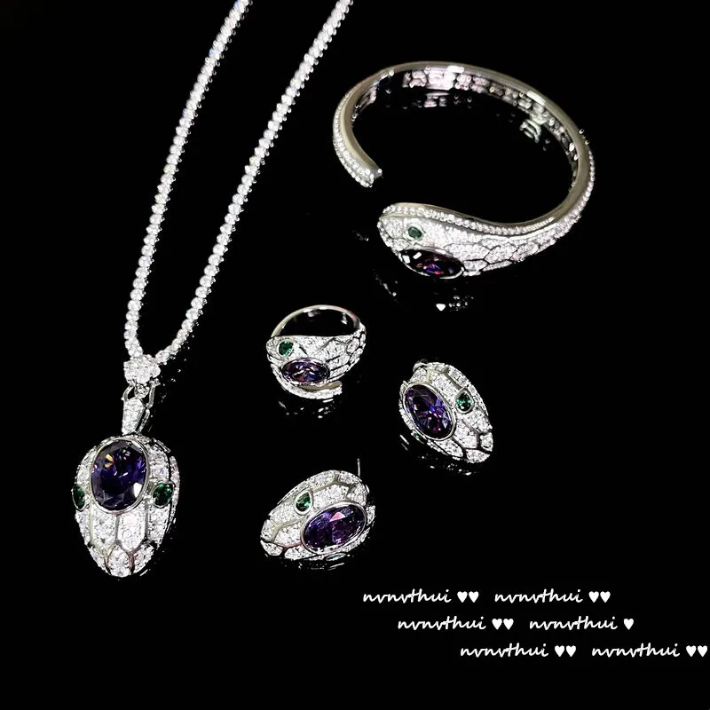 Conjuntos de joyas de plata de ley 925 para mujer, Color plateado, collar de serpiente de circón de lujo, anillo, pendiente, brazalete, nueva moda