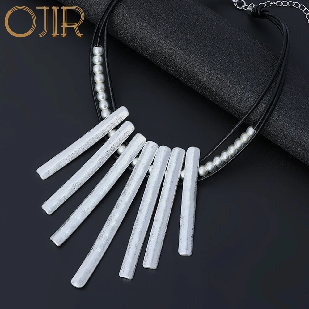 

Vintage Collares Necklace Long Chains with Silver Color Alloy Beads Unusual Things Gothic Jewelry for Women 2024 Korean Fashion