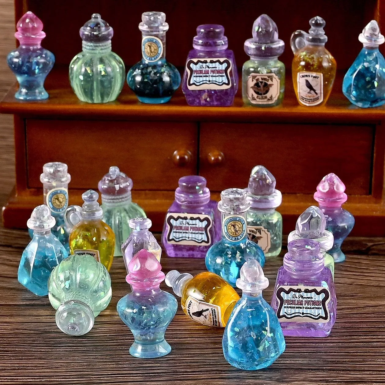Dollhouse 1:12 Miniature Resin Cute Granules Retro Magic Potion Bottle Small Ornament 10pcs