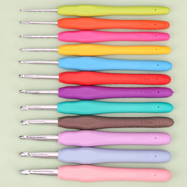 Aluminum Crochet Hook Plastic Handle Sewing Knitting Crocheting Needles DIY Yarn Sweater Weave Tools 2mm 3mm 4mm 5mm 6mm 7mm 8mm 2