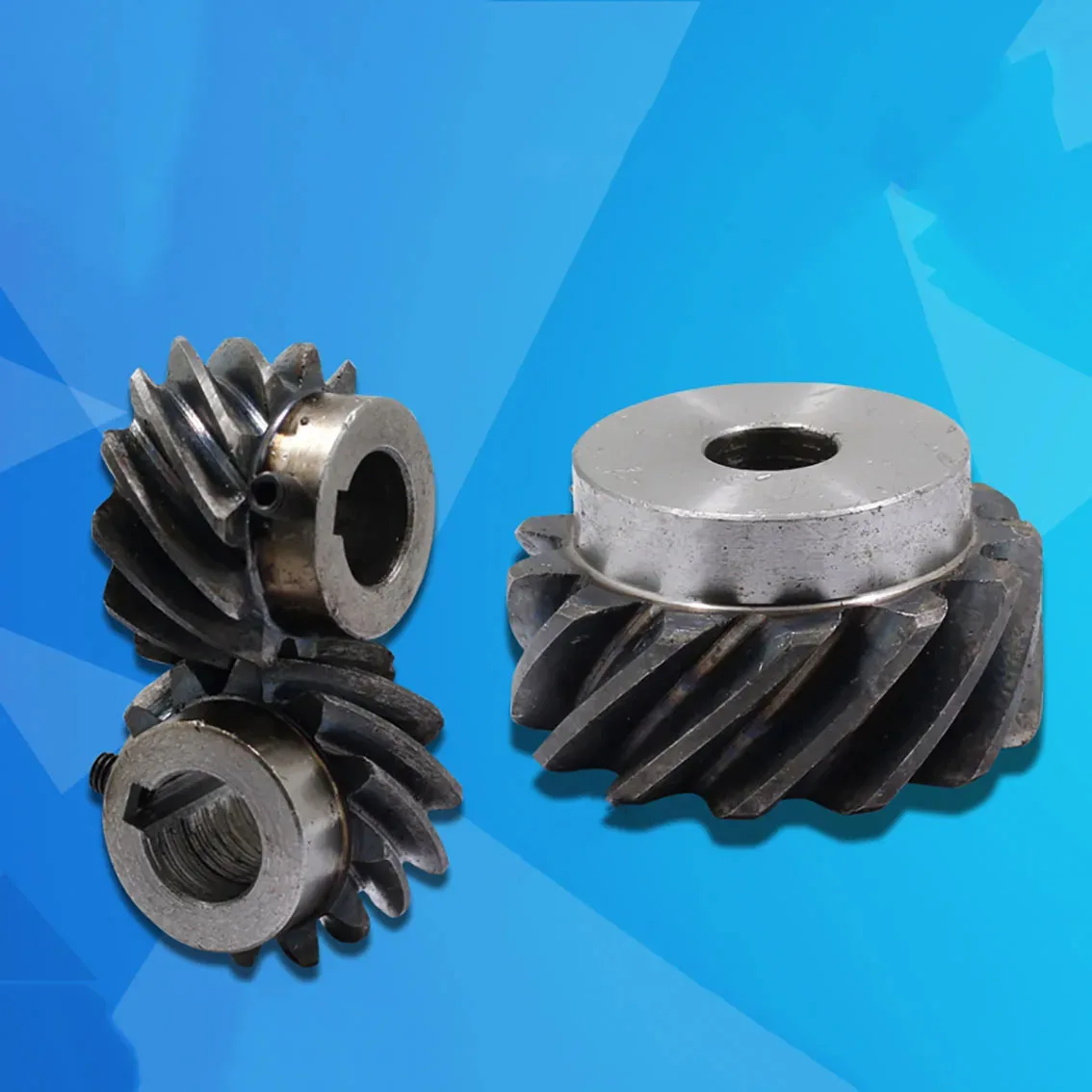 1pcs 1.5M 10-50 Teeth 45 Degree Right Helical Gear Staggered Gear Bore 8mm 10mm 12mm 14mm 15mm Machinery Transmission Parts