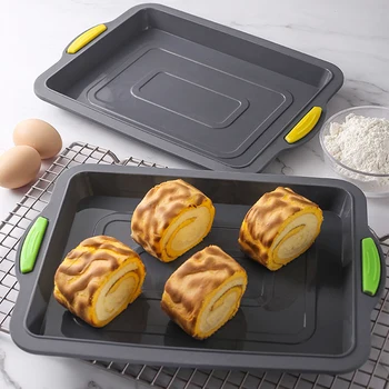 Silicone Brownie Baking Pan 1
