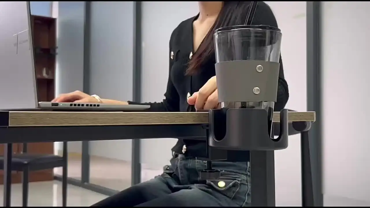 Portavasos De Escritorio Antiderrames – Sujeta Tu Botella De Agua Y Evita Accidentes (Plástico Negro)