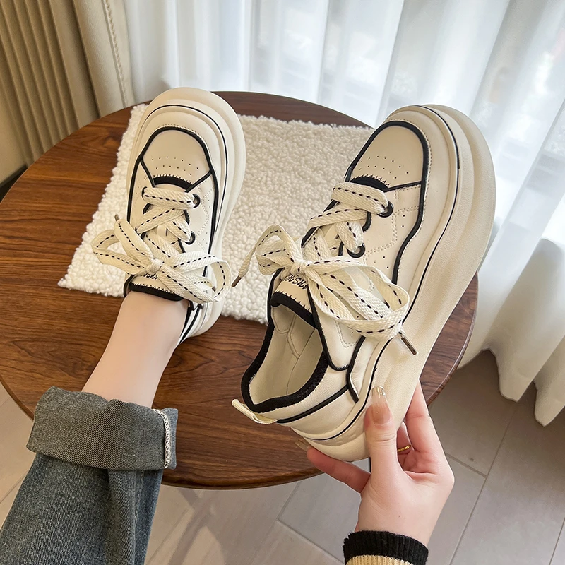 

Shoes Woman 2023 Slip On Sneakers Clogs Platform Modis All-Match Round Toe New Sports Creepers Cute Summer Small Cross Casual PU
