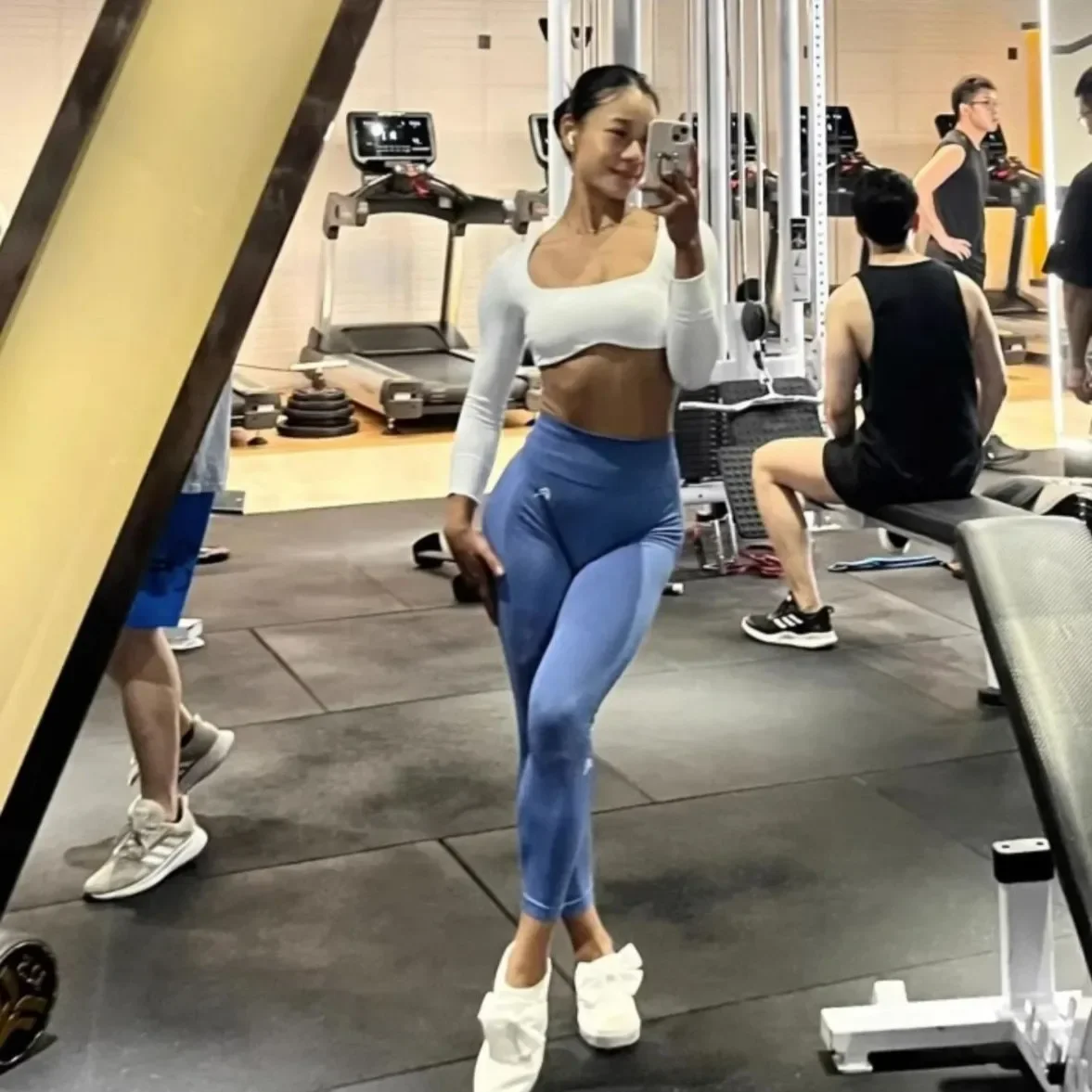 Naked mat women stretch long sleeve yoga shirt workout sports bra Fitness Gym workout running leggings