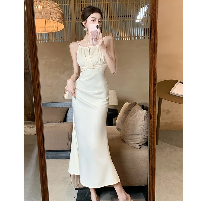 

2024 Spring Summer New French Vintage Mermaid Long Dresses Women Elegant Minimalist Fashion Temperament Solid Camisole Dresses