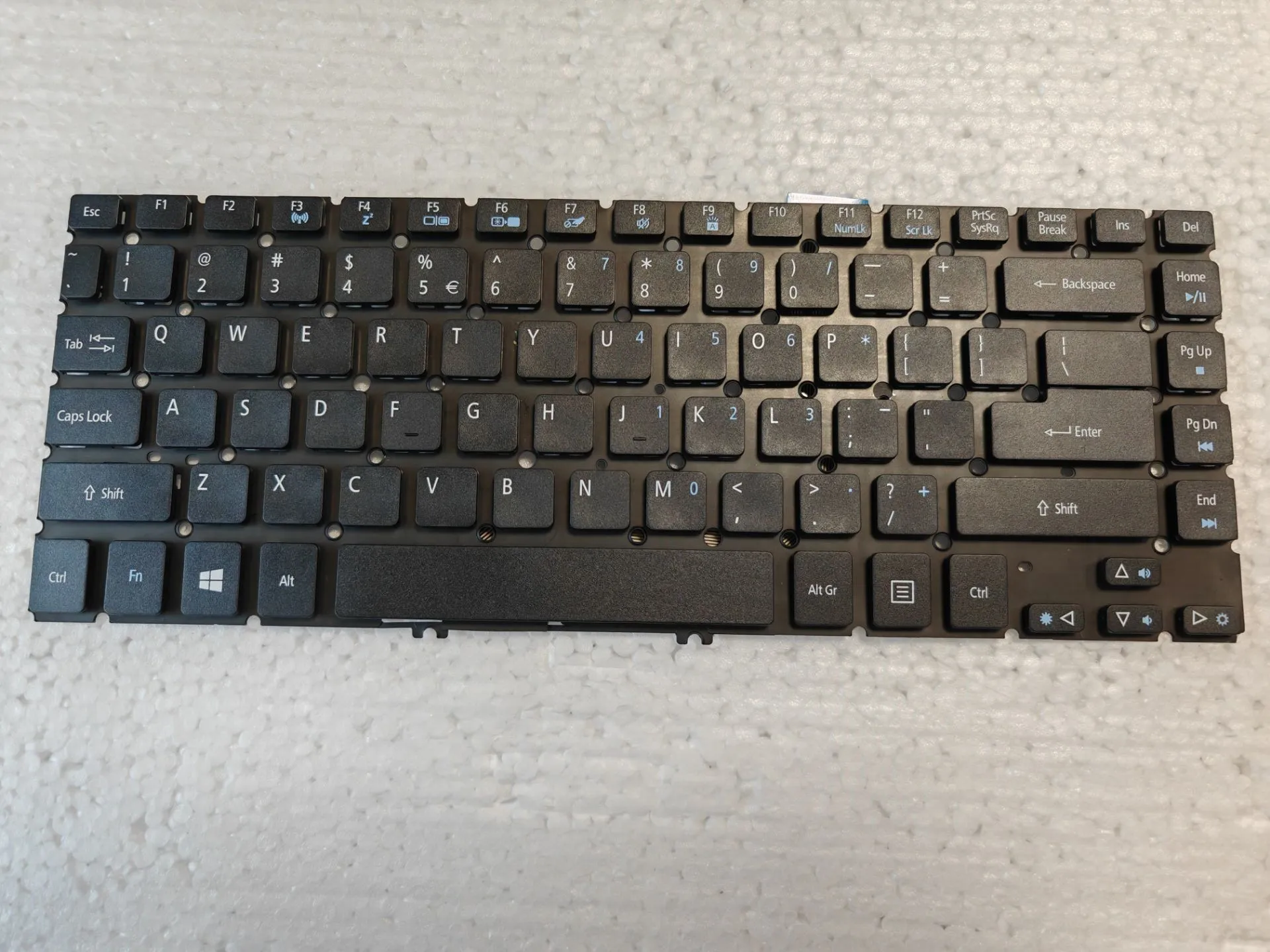 

US клавиатура для Acer M5-481 M5-481T M5-481P X483 X483G Z09 M3-481P