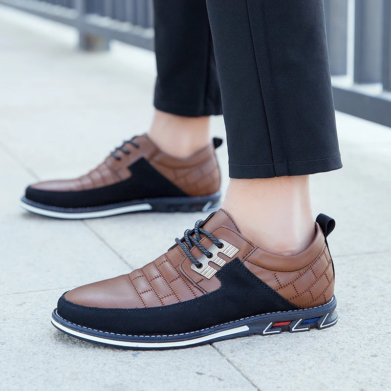 

2023 New Men Black Designer Soft Shoes Oxfords Leather Men Shoes Fashion Casual Slip on Formal Business Wedding Dress Shoe