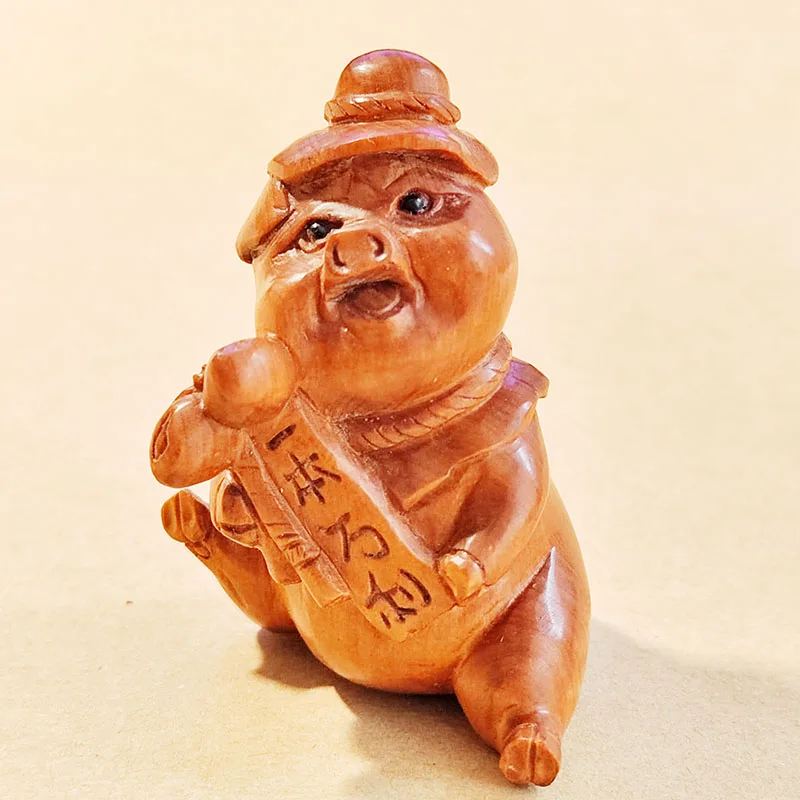 

Q4858 - 2 " Hand Carved Boxwood Netsuke Figurine - Lovely Pig