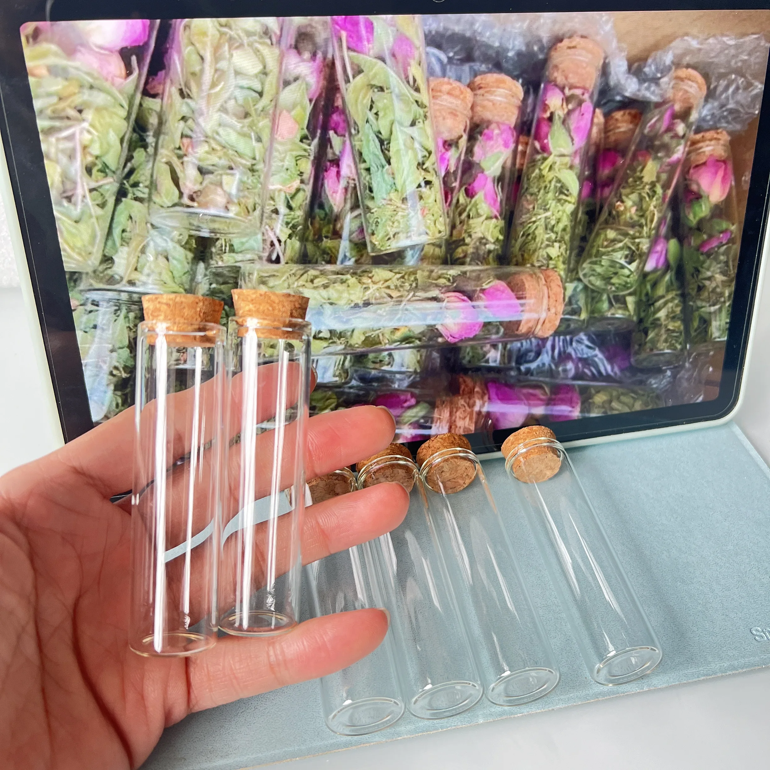 50 pcs 17x22x80mm Glass Bottles Cork Stopper Mini Test Tube Jars Tiny Containers for DIY Crafts Wishing Bottles Wedding Favors 3