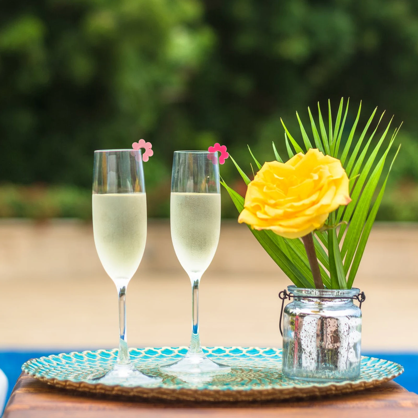 8Pcs Glasses Cup Labels Tags Silicone Flower Shape Wine Glass Charms Wine Cup Drink Markers for Outdoor Wedding Tray table
