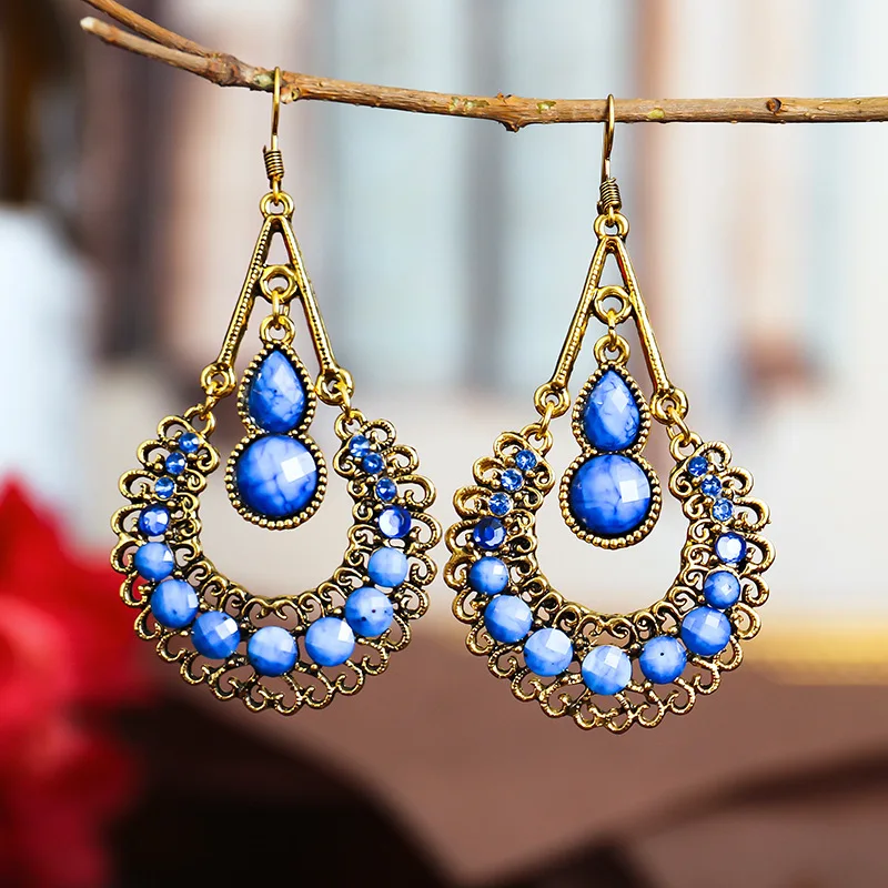 

round accessories Europe and America personalized hollow earrings black long diamond alloy earrings wholesale Free shipping for