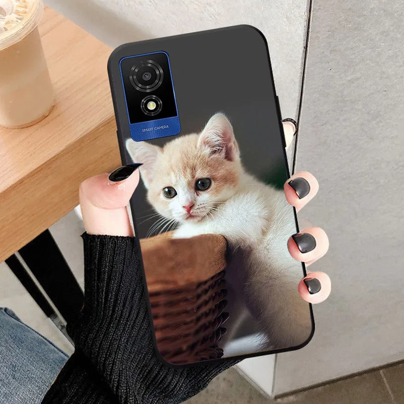 Soft Silicone Shockproof Case with Cool Wolf Design