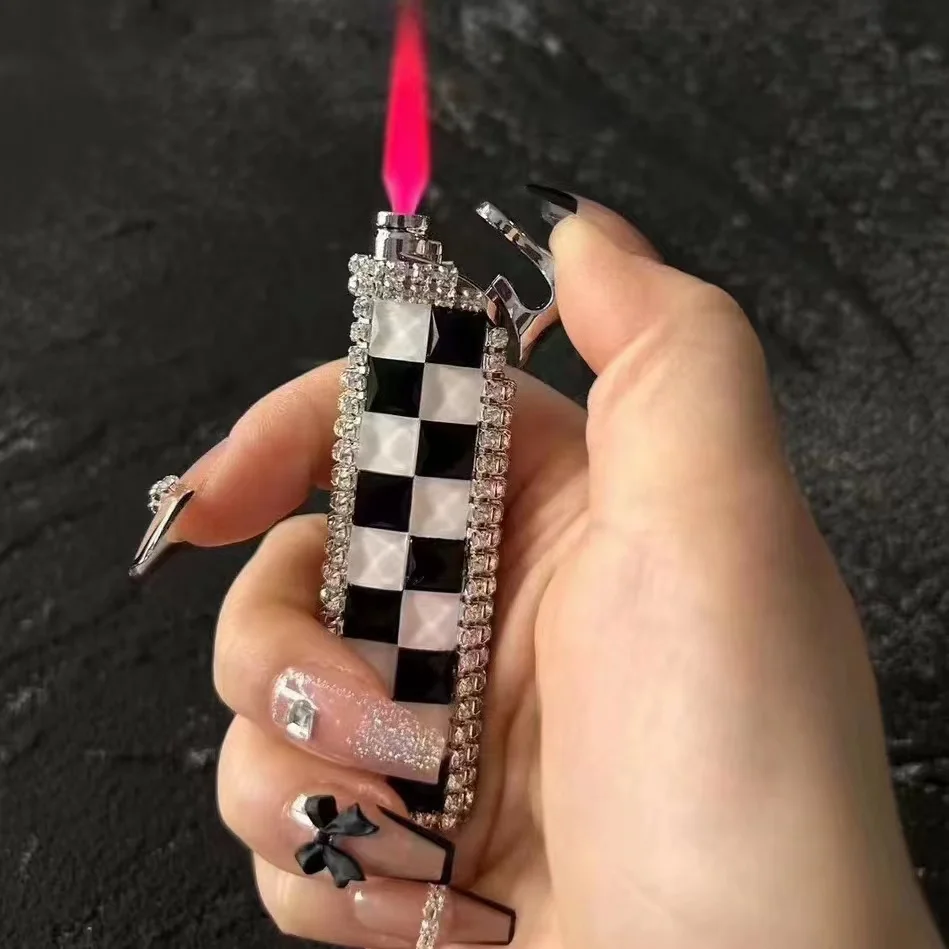 Women's Creative Diamond-Encrusted Butane Lighter Set with Powder Flame Direct Charge Cool Cigarette Accessory