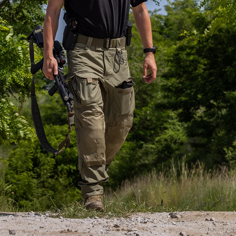 CCJ Tactical Jacket CCT Tactical Trousers Multiple Pockets Reinforced Fabric Outdoor Activities