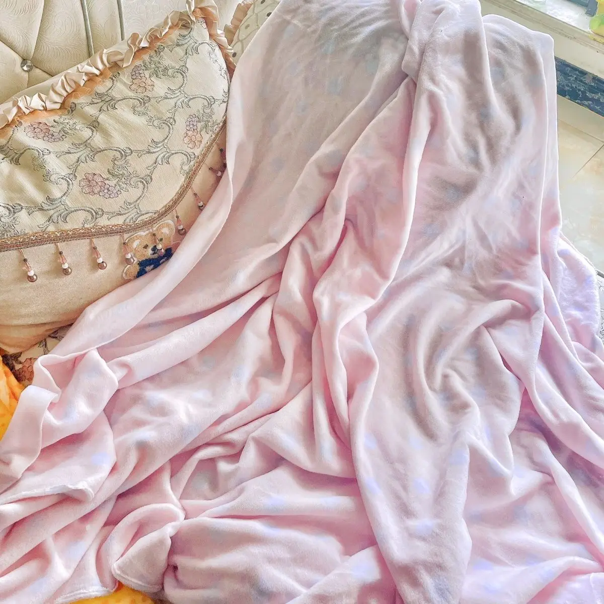 Air Conditioning Flannel Blankets Throw Sofa Nap Blanket Super Soft Skin-friendly Children Sleep Cover Fluffy Couch 