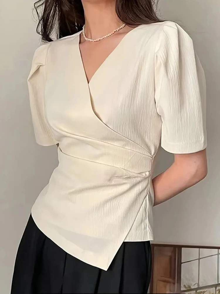 Women's blouse for spring and summer 2026, elegant blouse with folded V-neck and short sleeves, asymmetrical design, best seller